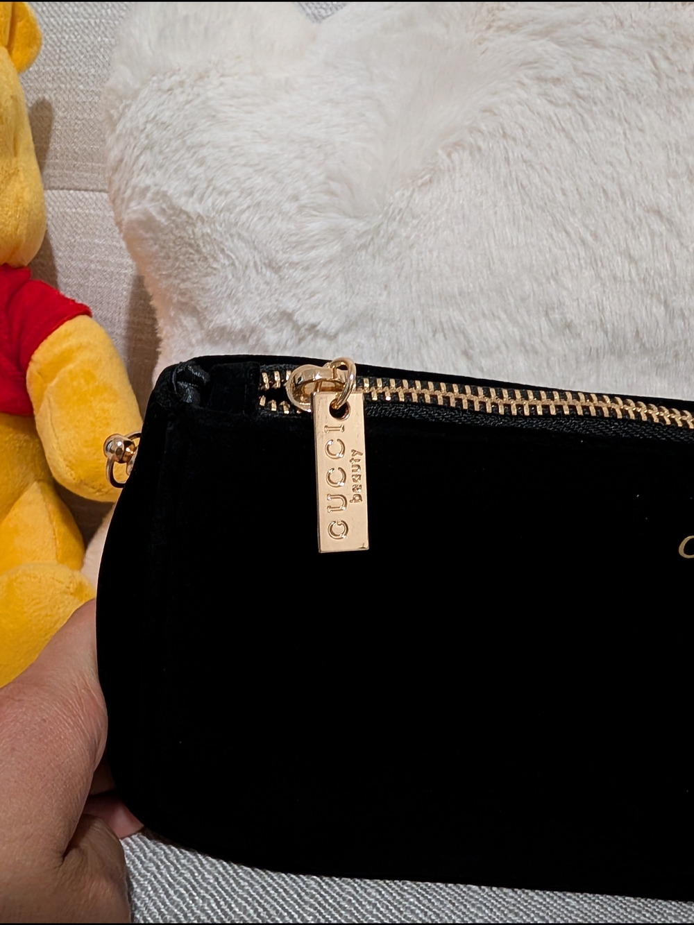 Gucci Beauty Black Chain Shoulder Bag - Picture 4 of 7